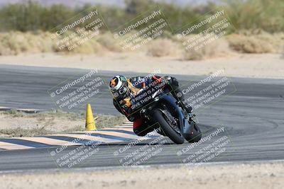 media/Nov-16-2025-Race Pace (Sun) [[8c5fa54630]]/Non Verified Riders (1st 20 Minutes)/2-Turn 10 (1010am)/